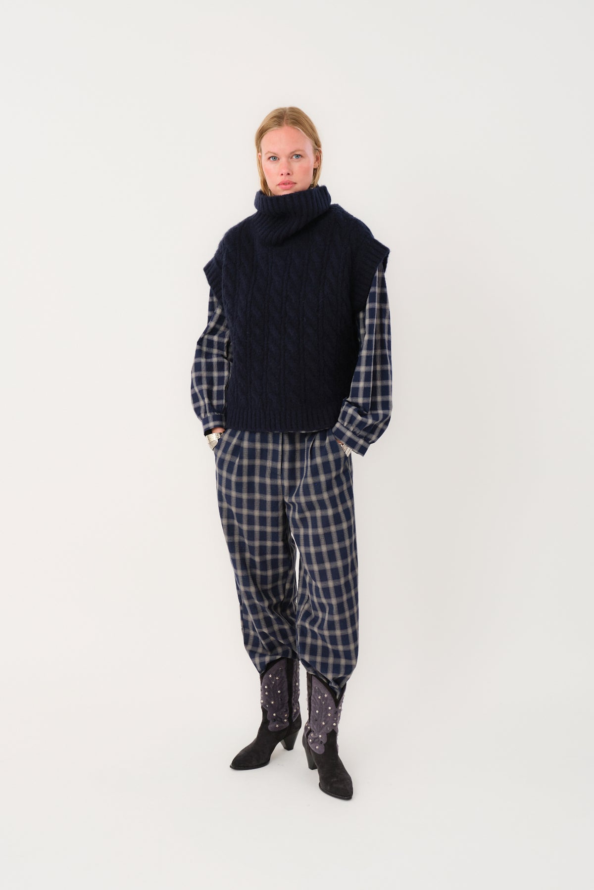 FresnoLL Knit Vest - Dark Blue
