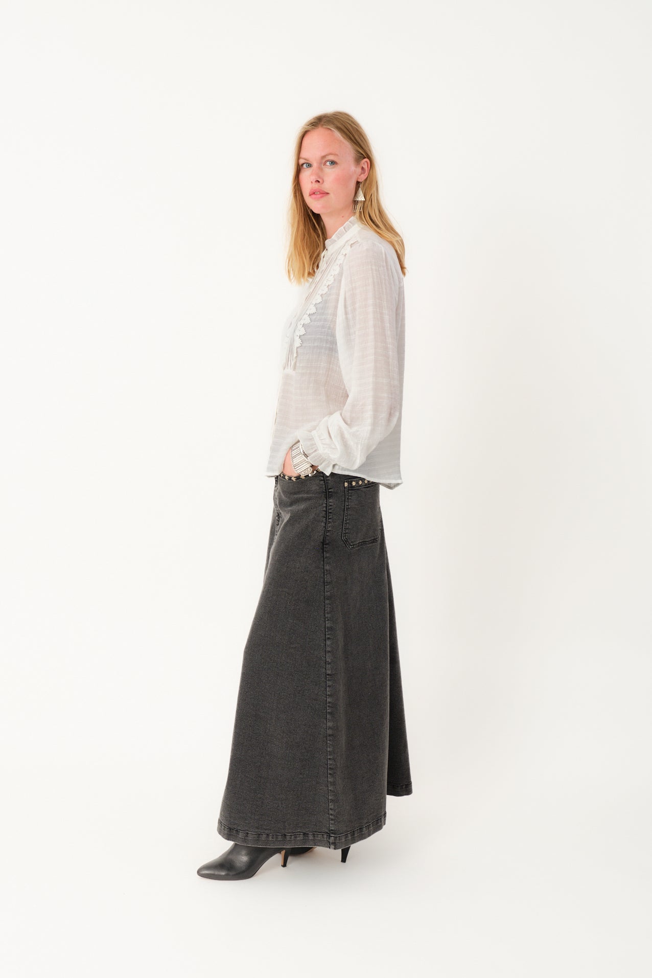 LunaLL Maxi Skirt - Washed Black