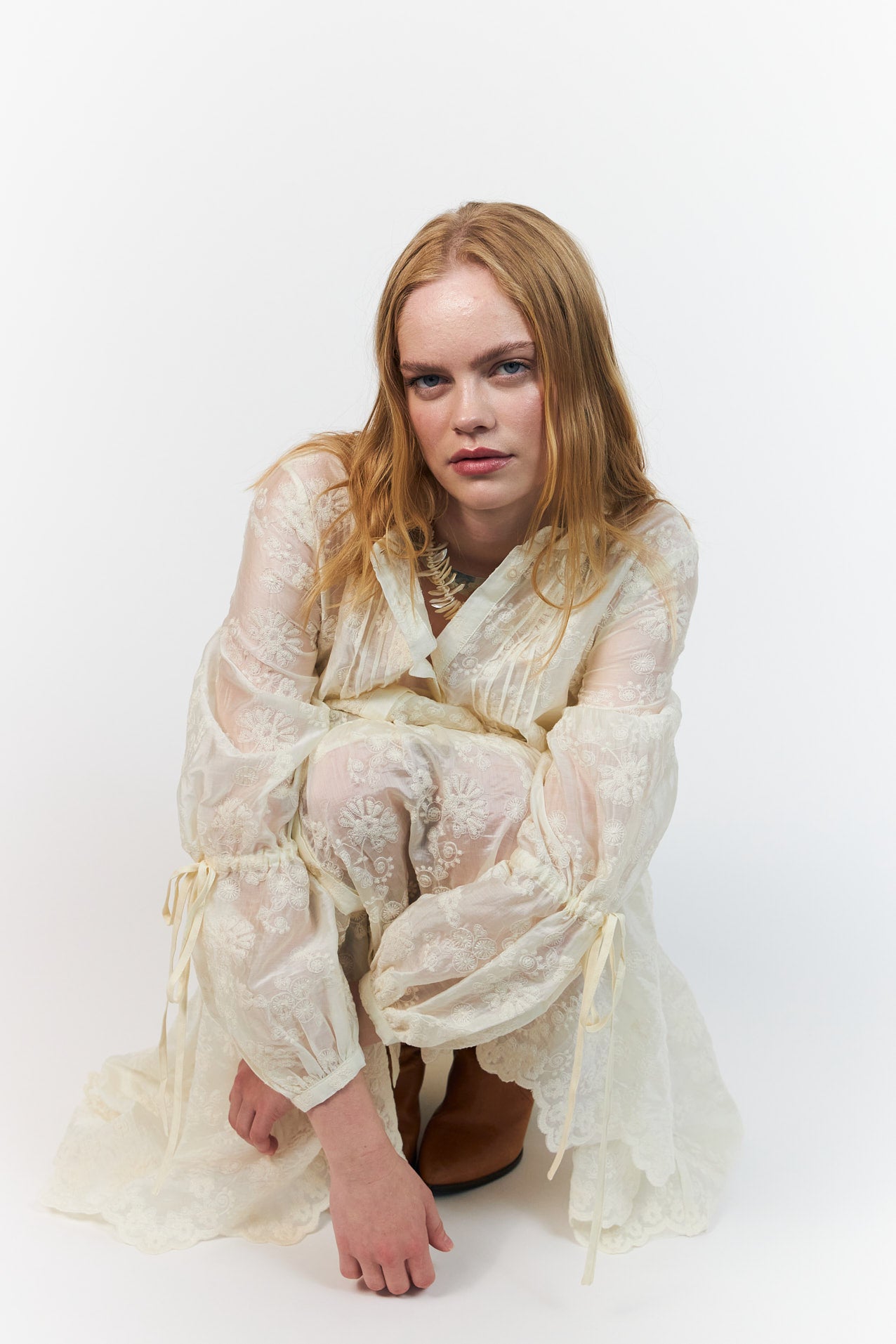 AlannaLL Midi Dress - Creme