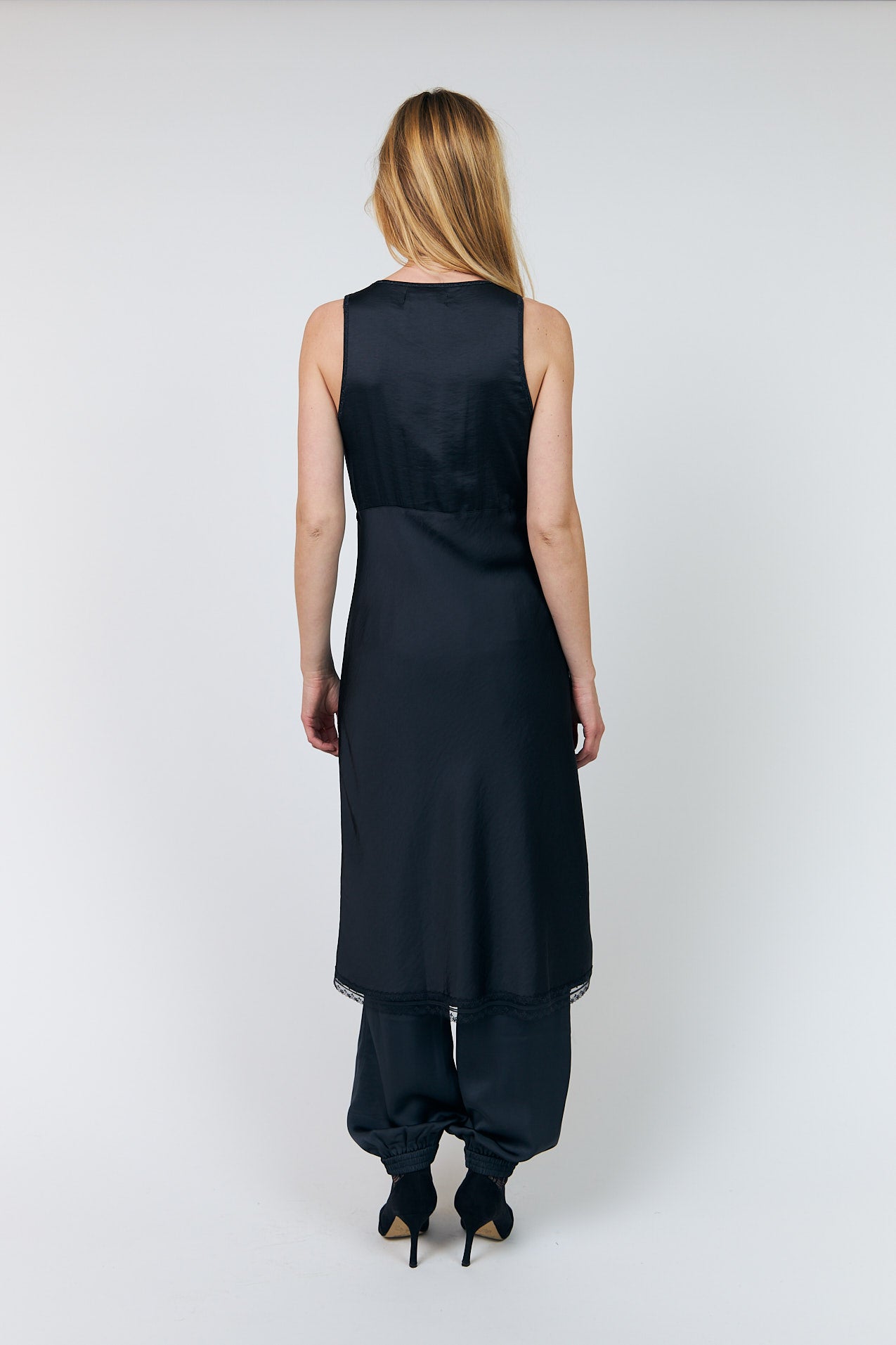 Lollys Laundry ClariLL Midi Dress Dress 18 Washed Black