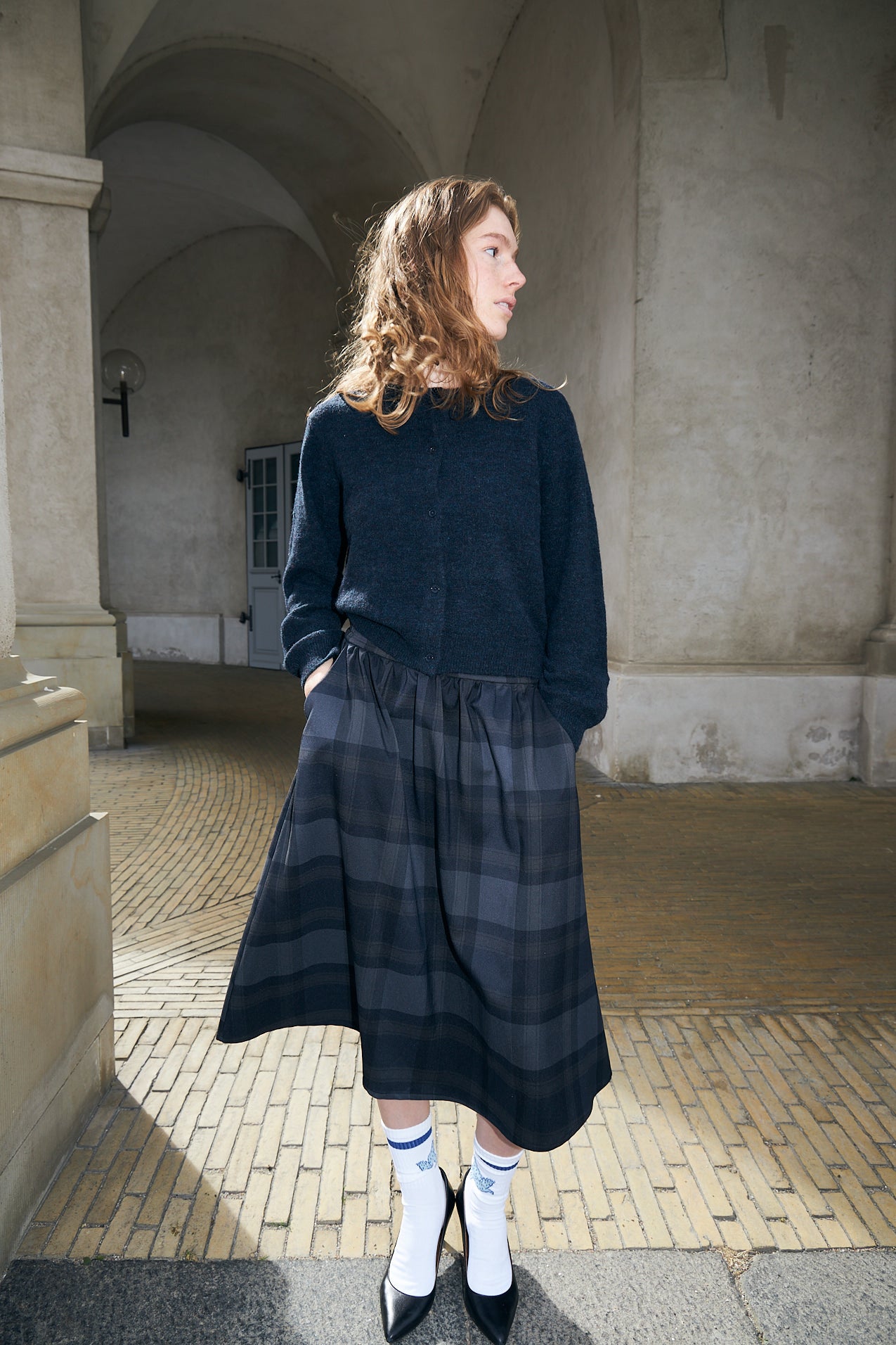EllaLL Midi Skirt - Dark Grey