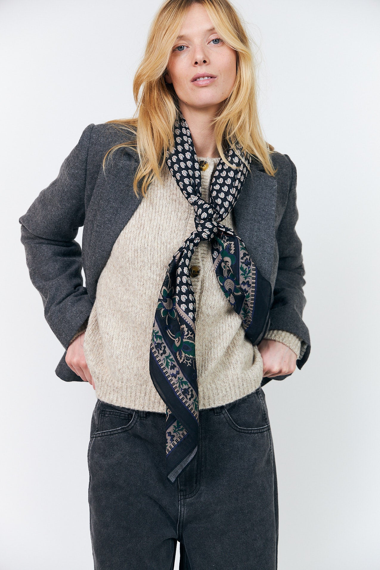 JillLL Scarf - Black