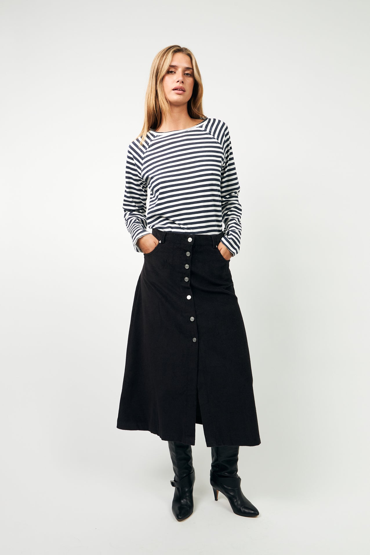 LivaLL Tee - Black