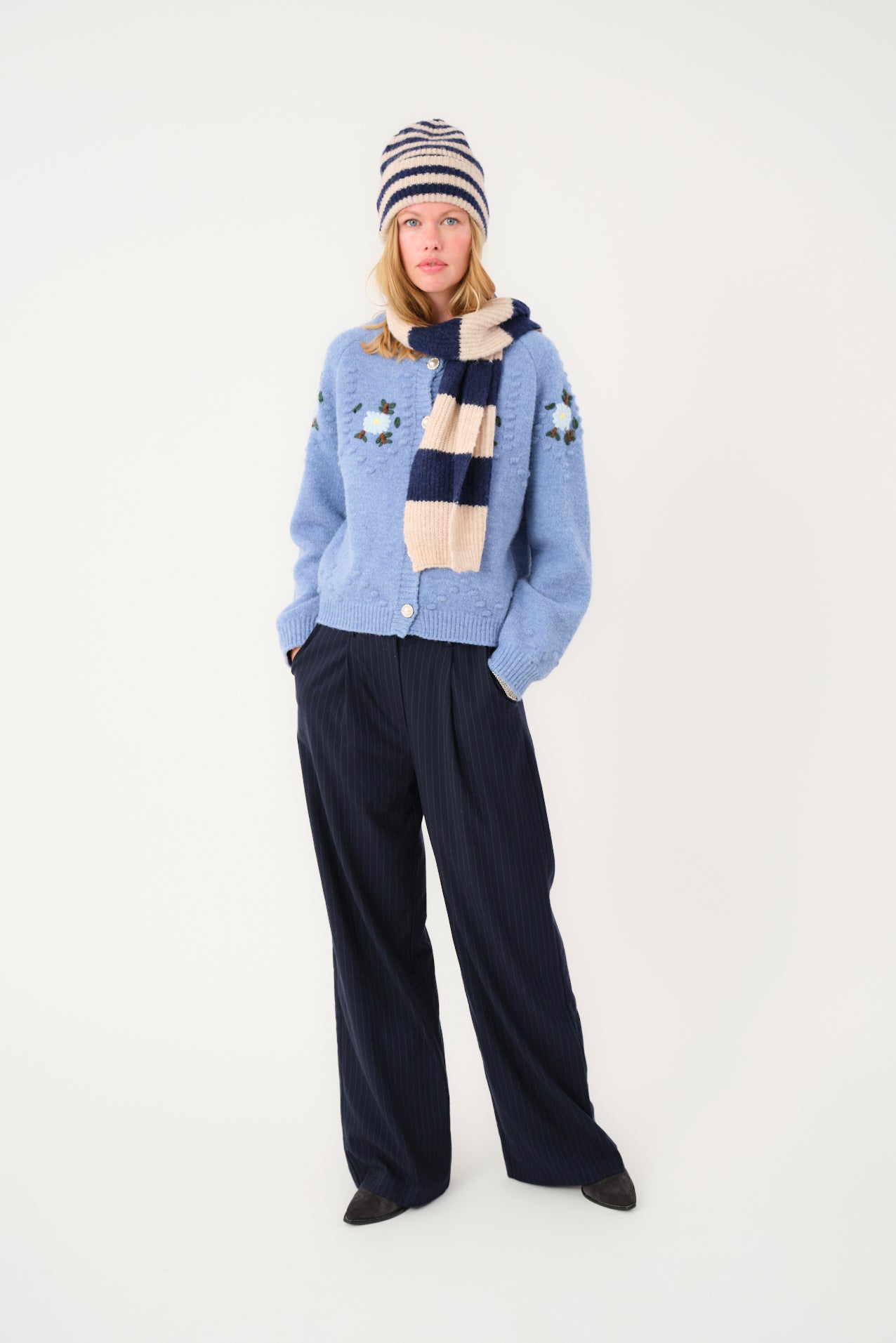 MountainLL Scarf - Dark Blue