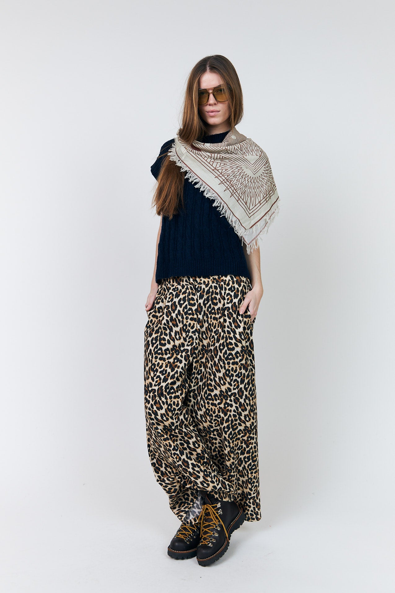 NoorLL Scarf - Brown
